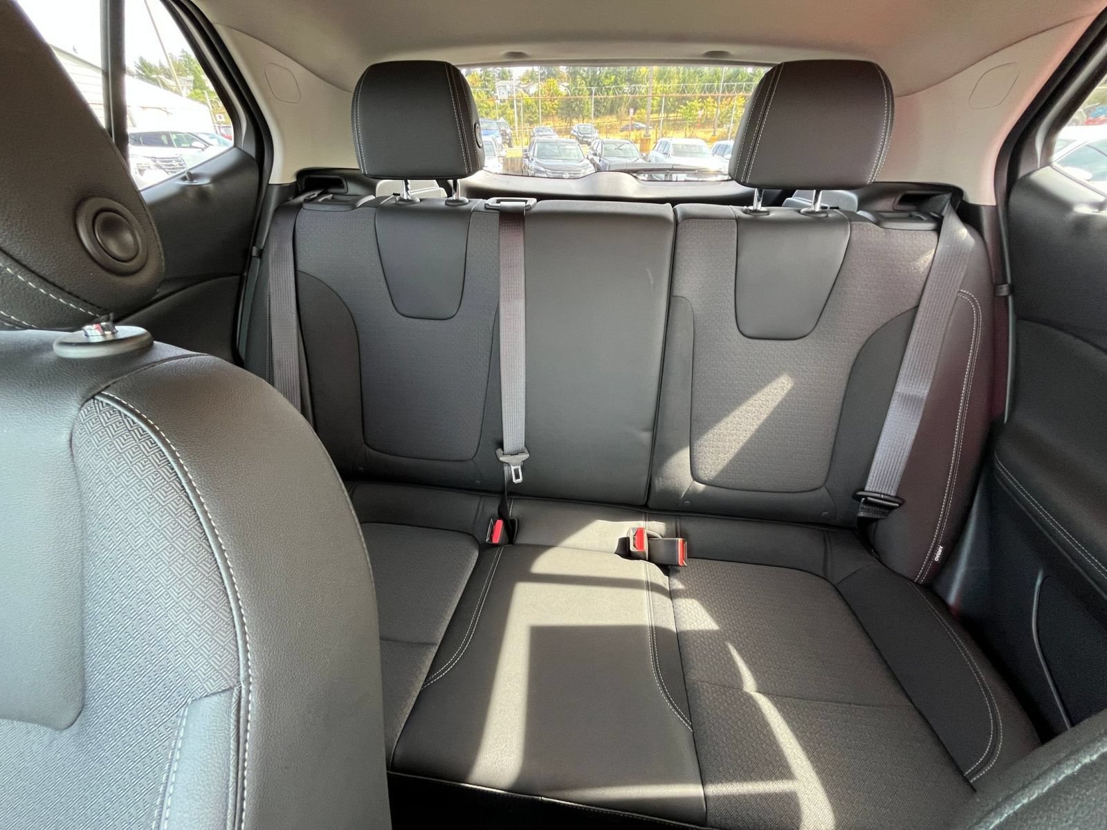 Used 2026 Buick Encore GX Preferred AWD/4WD image 38