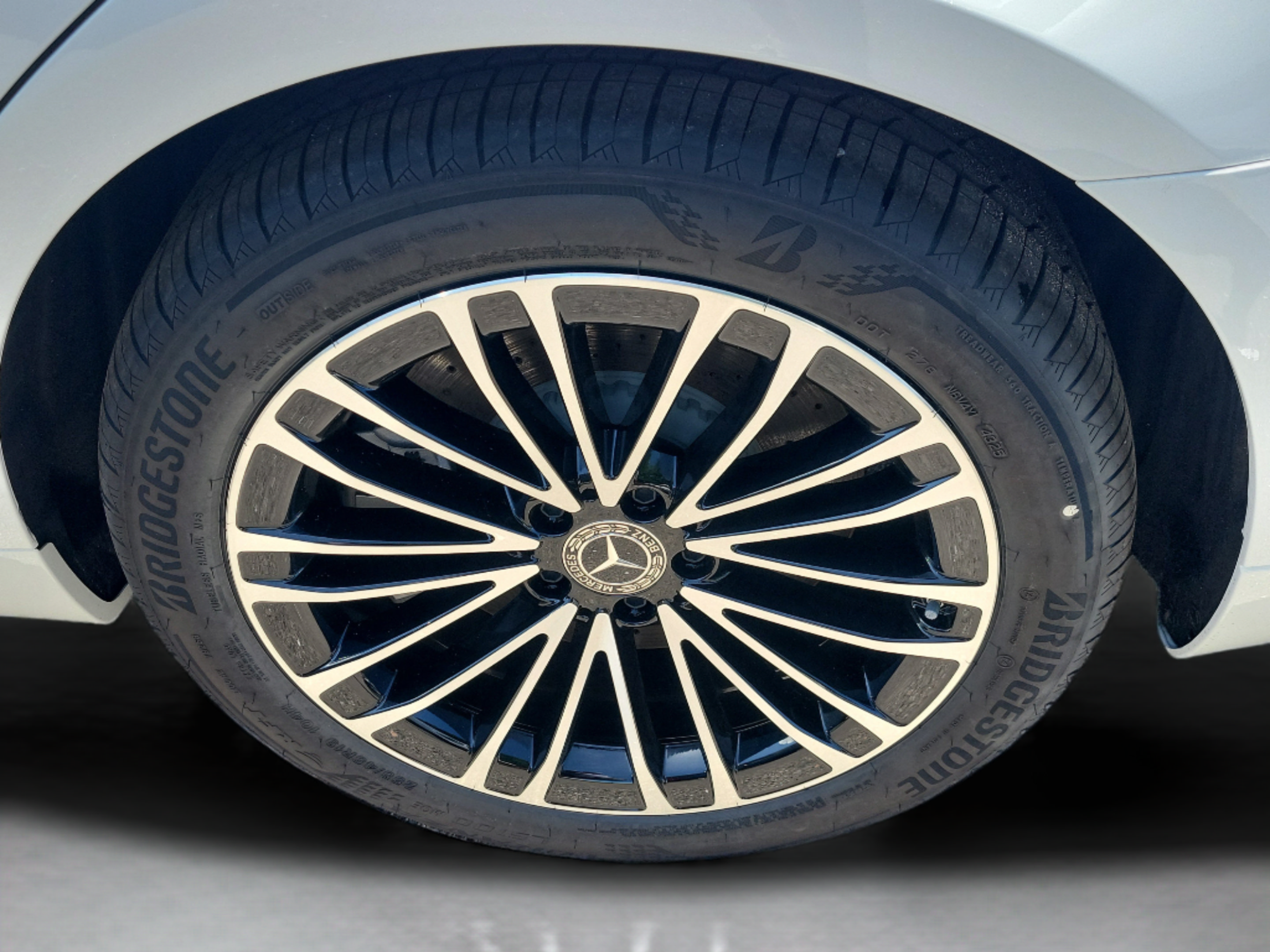 New 2026 Mercedes-Benz S 500 4MATIC image 27