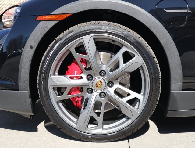 Used 2024 Porsche Taycan 4S image 24