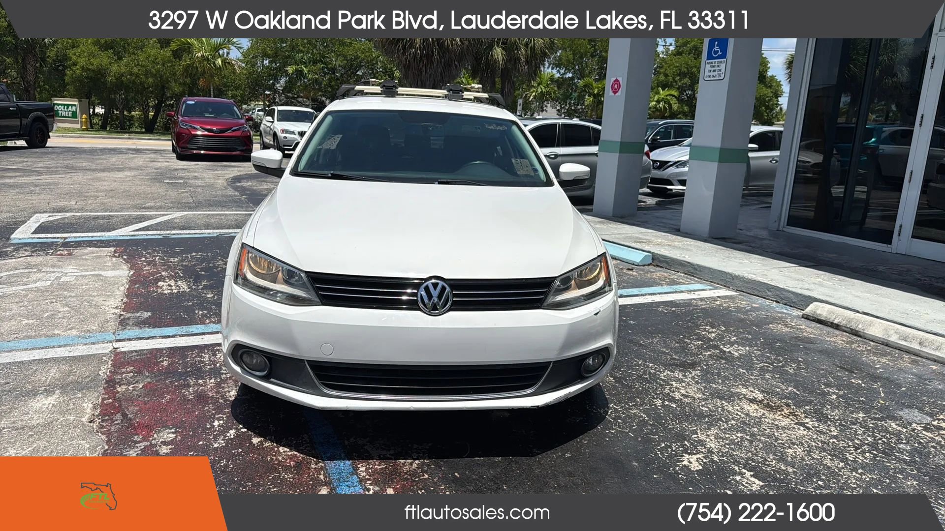 Used 2011 Volkswagen Jetta SEL image 5