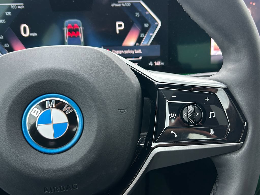 Used 2024 BMW i5 eDrive40i w/ M Sport Package RWD image 20