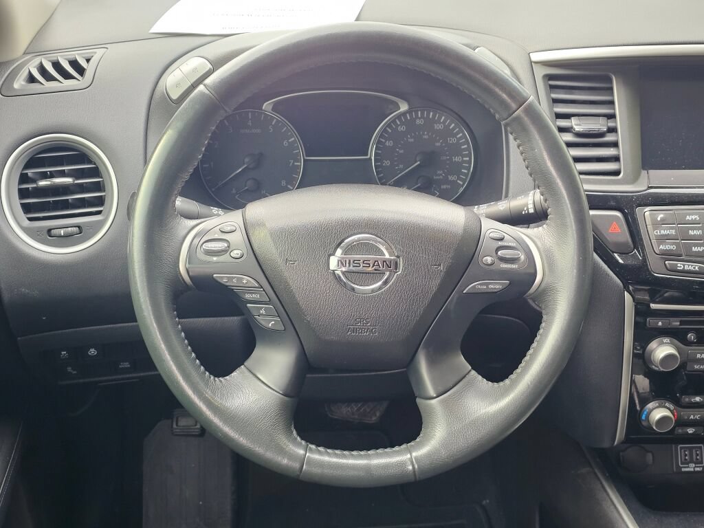 Used 2018 Nissan Pathfinder SV image 23