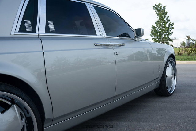 Used 2005 Rolls-Royce Phantom Sedan RWD image 69