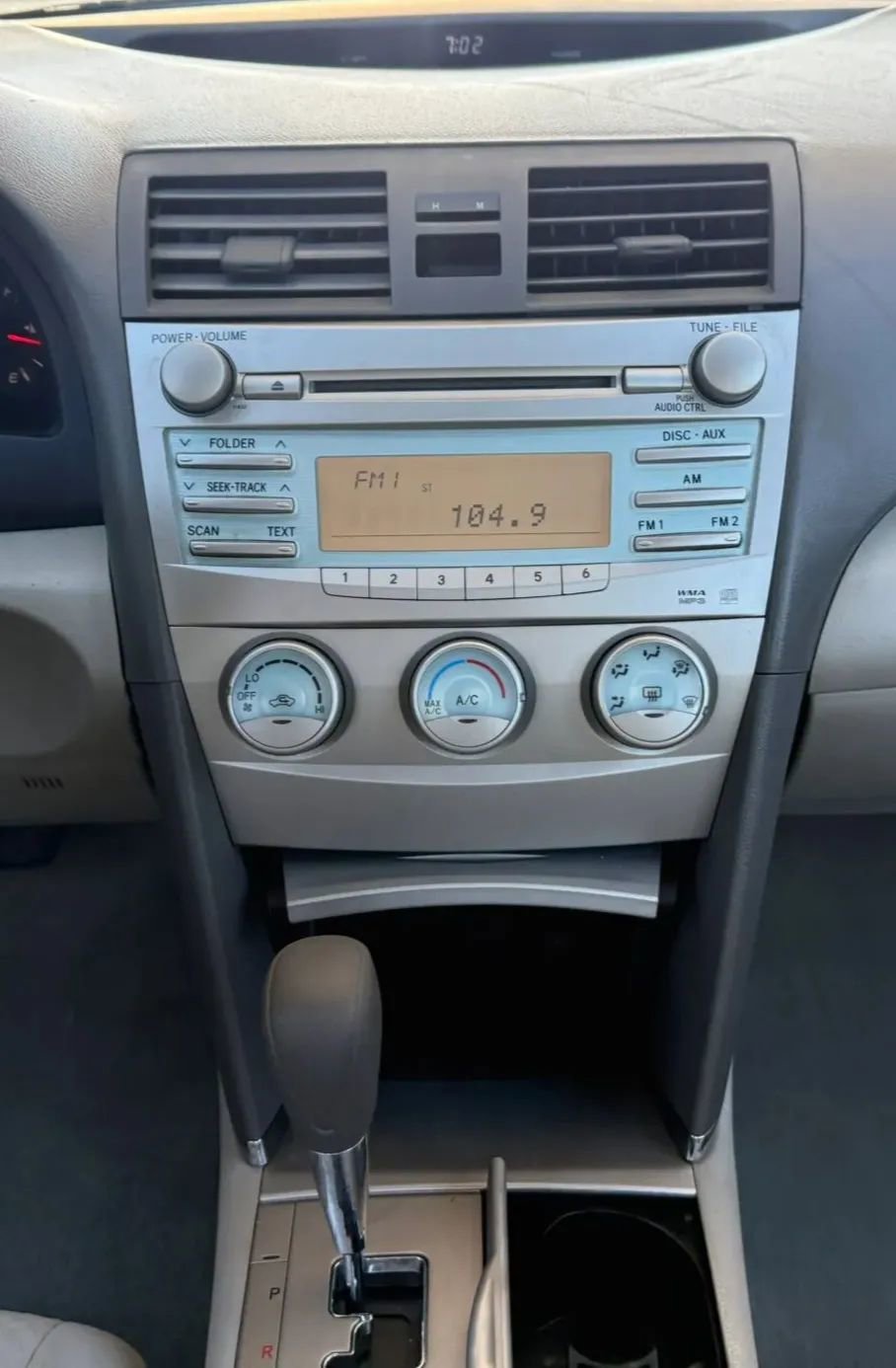 Used 2009 Toyota Camry LE FWD image 11
