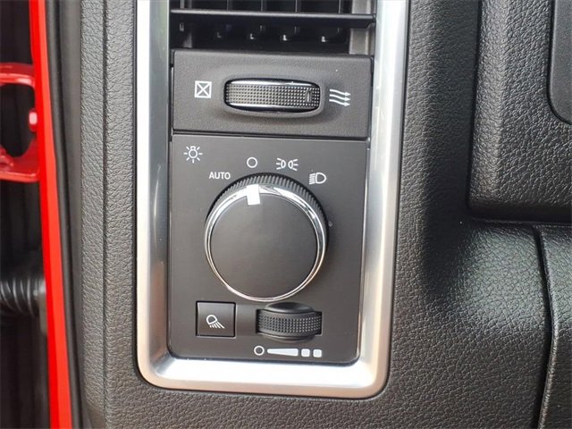 Used 2024 RAM 1500 Classic SLT image 22