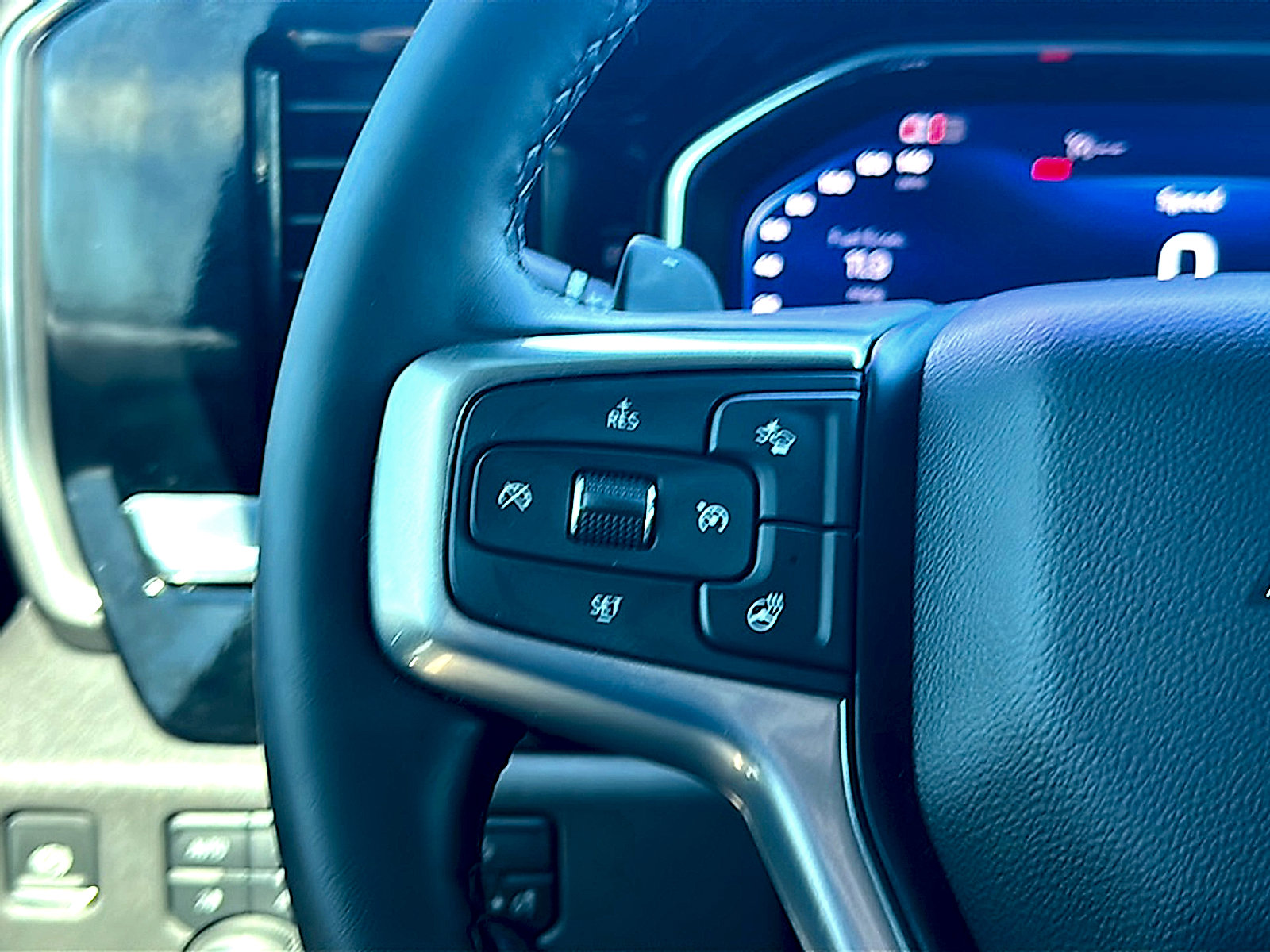 Used 2025 Chevrolet Silverado 1500 LT Trail Boss w/ Convenience Package II AWD/4WD image 30