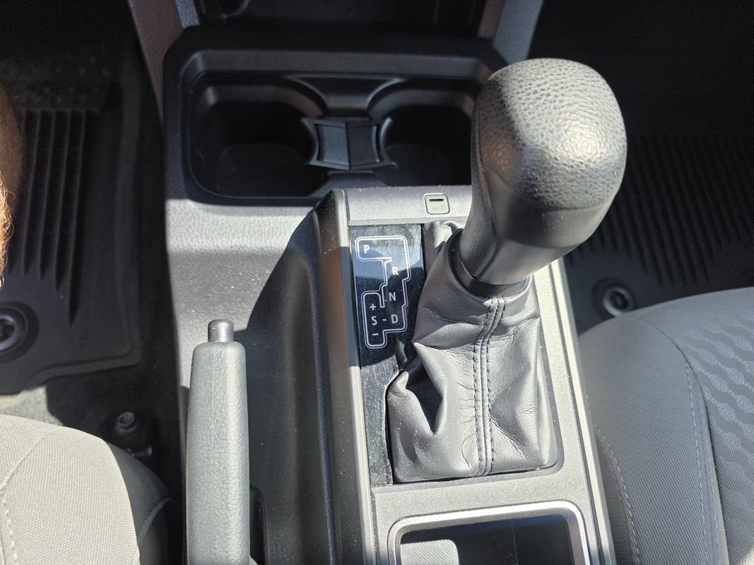 Used 2022 Toyota Tacoma SR w/ SX Package AWD/4WD image 28