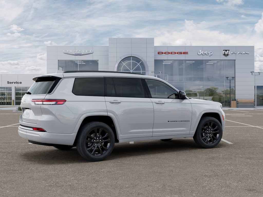 New 2026 Jeep Grand Cherokee L Limited AWD/4WD image 4