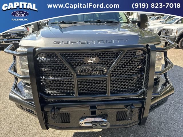 Used 2022 Ford F250 XLT w/ Black Appearance Package AWD/4WD image 10