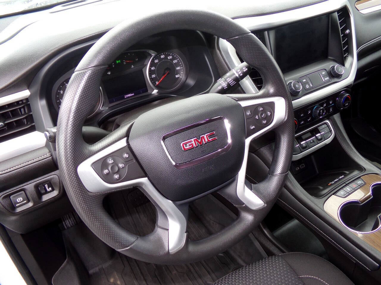 Used 2023 GMC Acadia SLE w/ Driver Convenience Package image 67