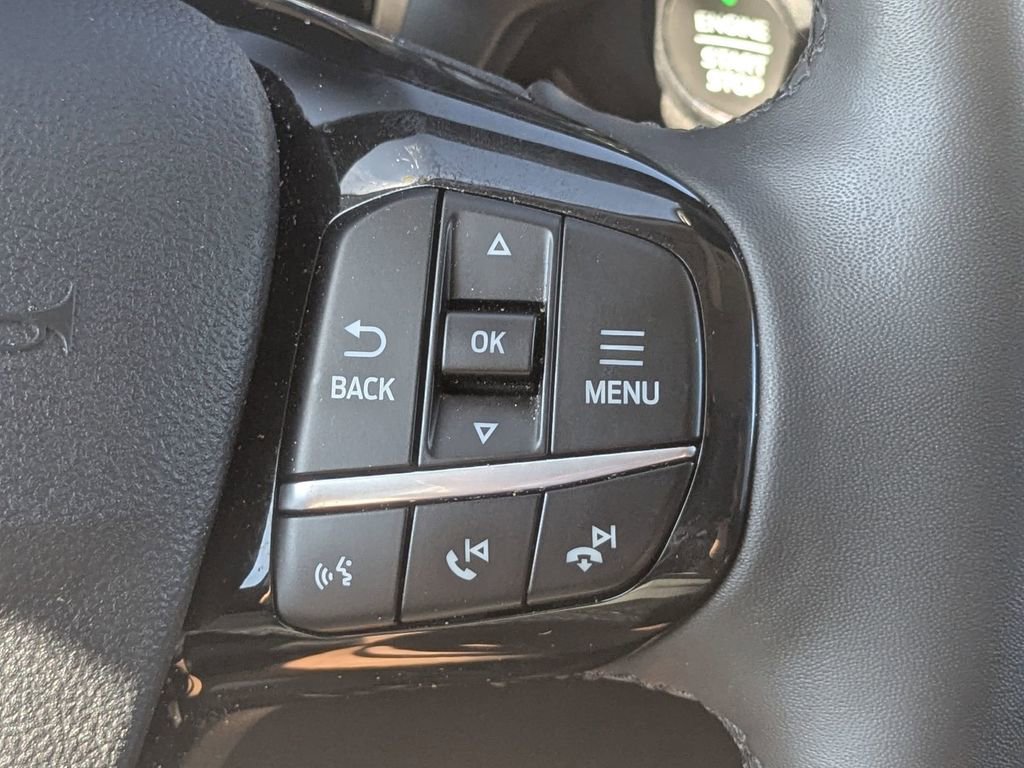 Used 2021 Ford Escape SEL w/ Technology Package FWD image 17