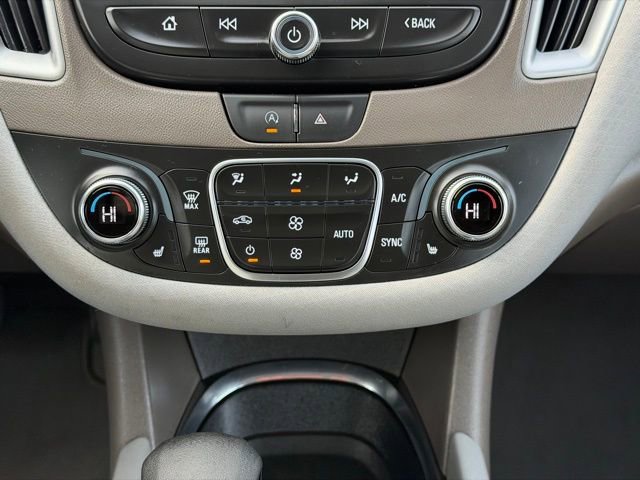 Used 2023 Chevrolet Malibu LT image 24