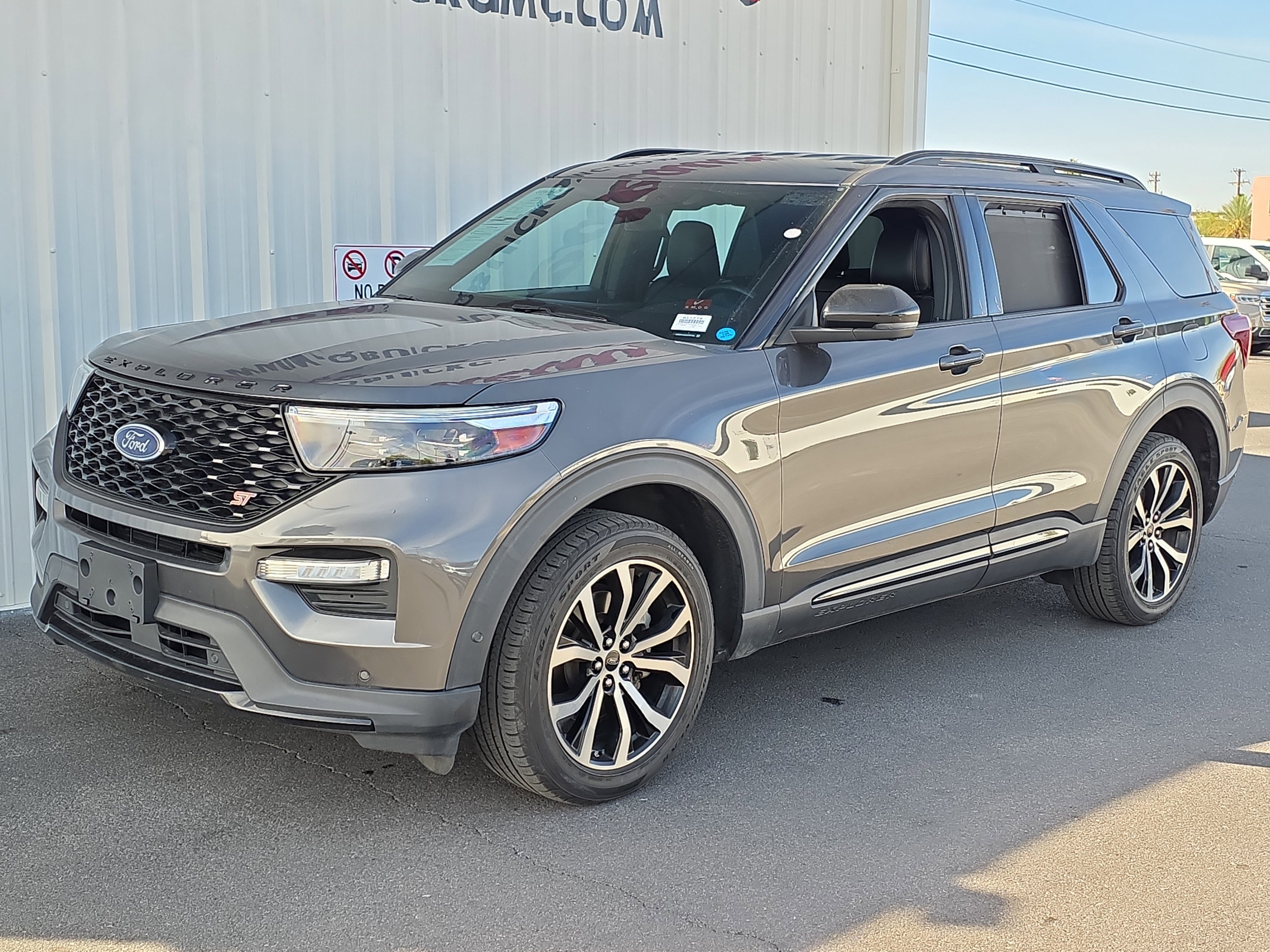 Used 2020 Ford Explorer ST image 4