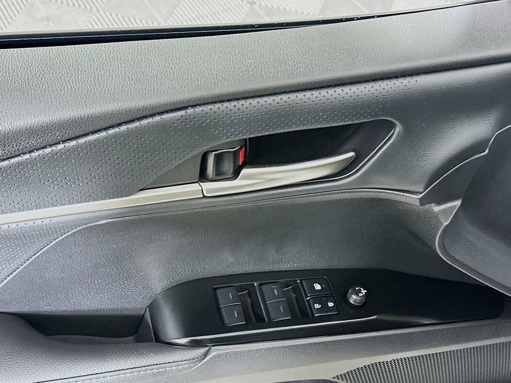 Used 2026 Toyota Camry XSE image 21