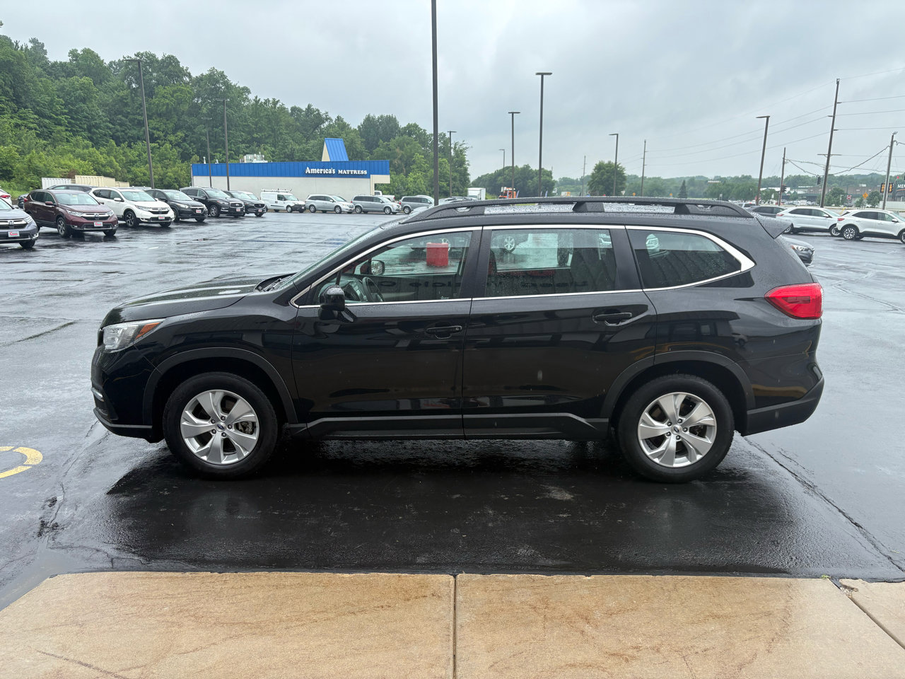 Used 2021 Subaru Ascent 8-Passenger image 5