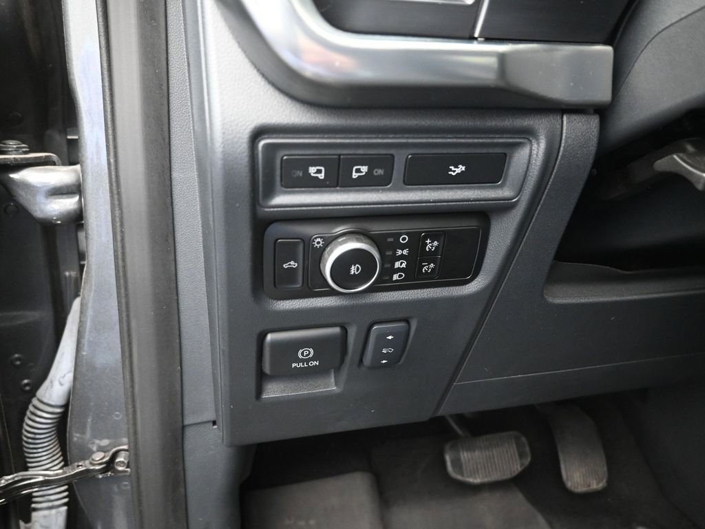 Used 2023 Ford F150 Lariat w/ FX4 Off-Road Package AWD/4WD image 20