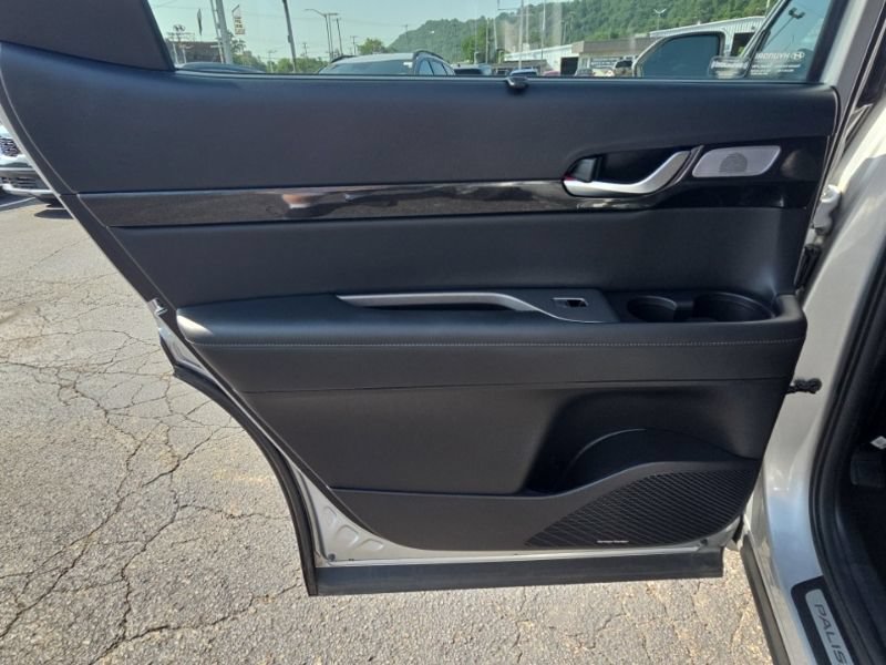 Used 2022 Hyundai Palisade Limited AWD/4WD image 21