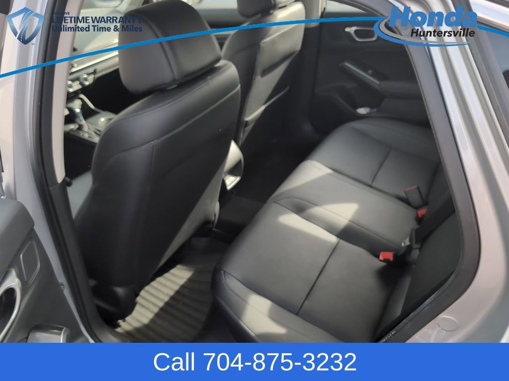 Used 2023 Honda Civic Touring image 14