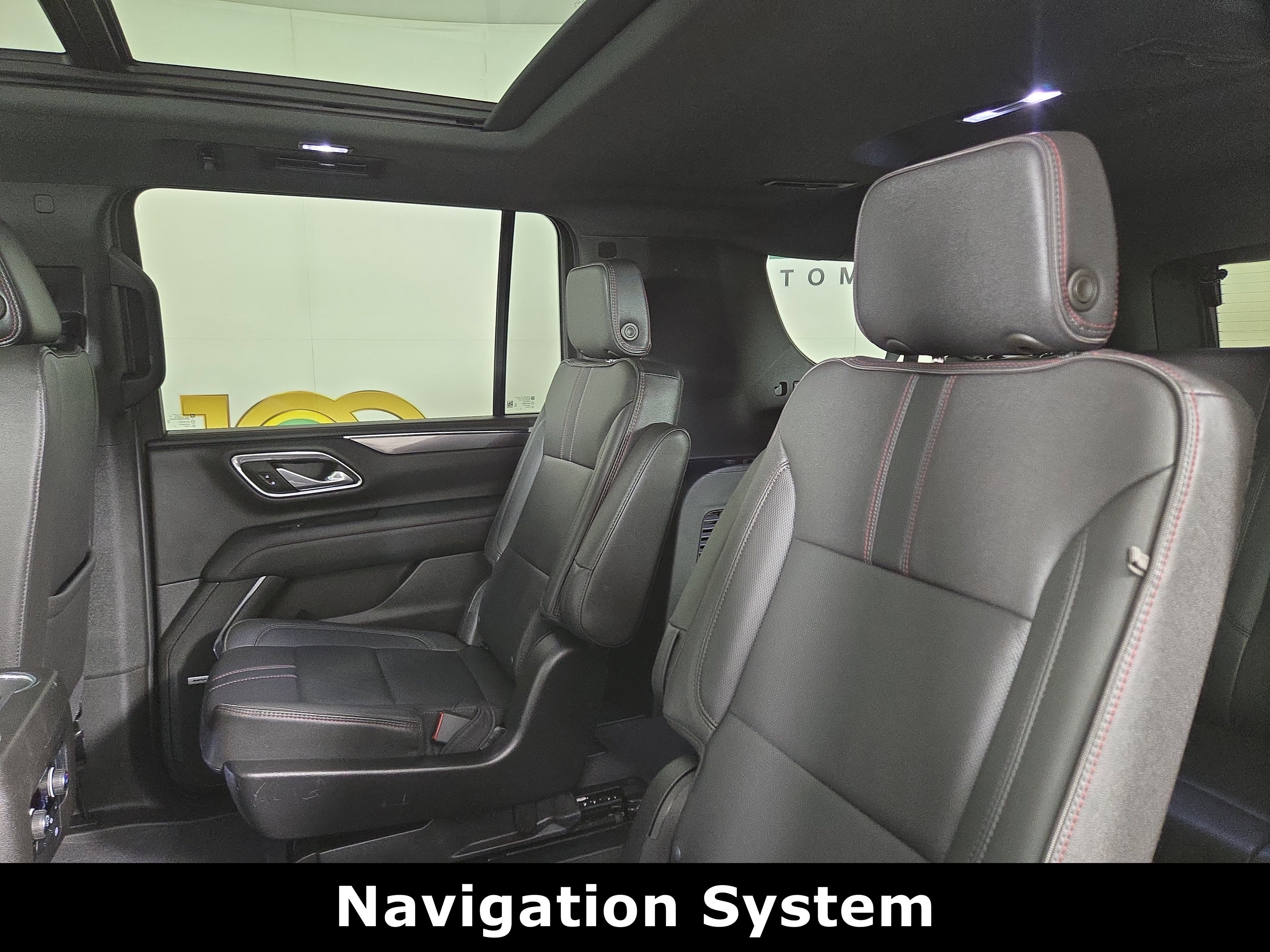 Certified 2024 Chevrolet Suburban RST w/ Luxury Package image 12