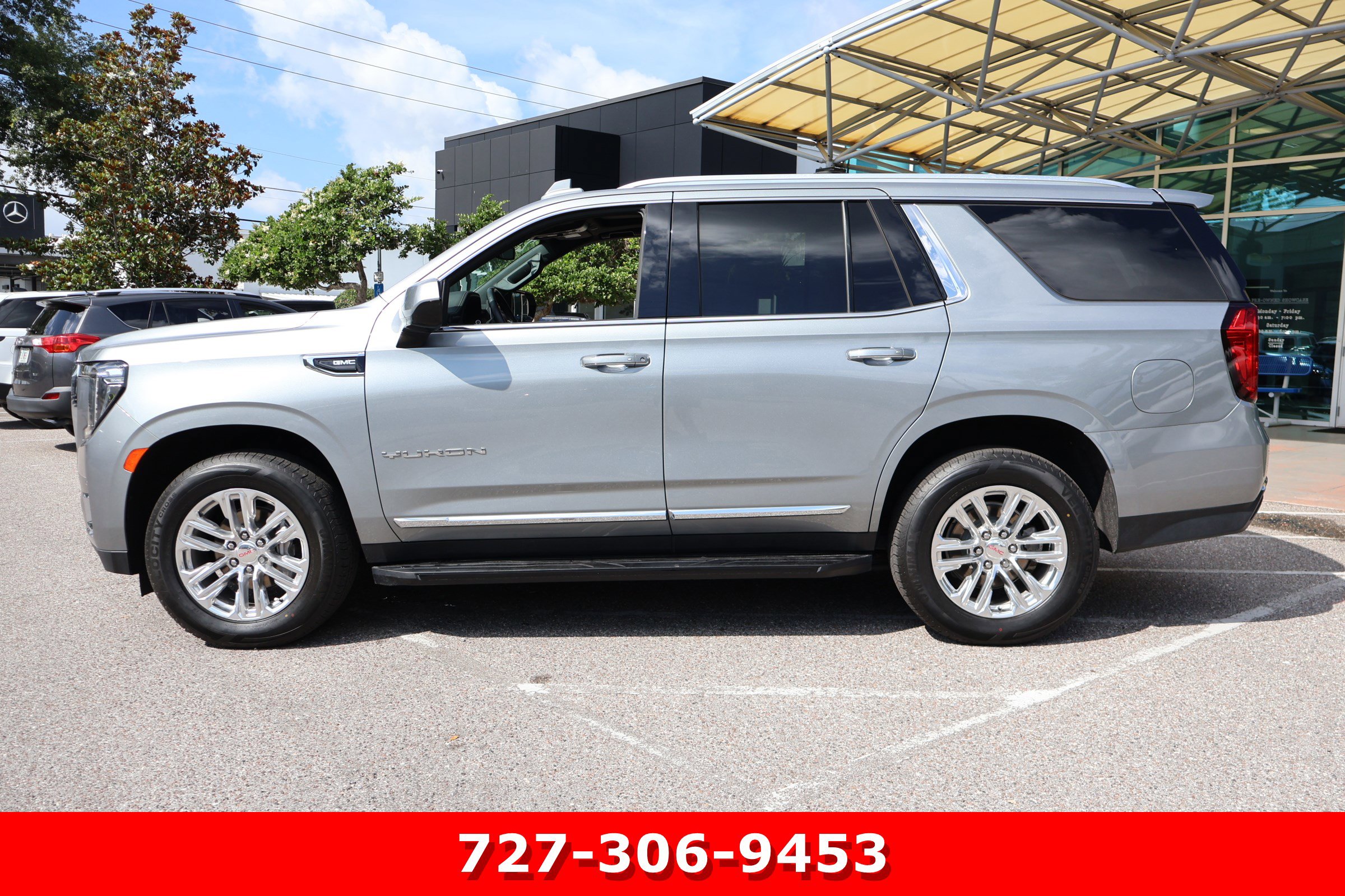 Used 2023 GMC Yukon SLT RWD image 6
