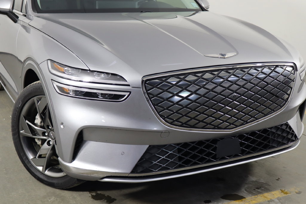 Used 2023 Genesis Electrified GV70 AWD/4WD image 47