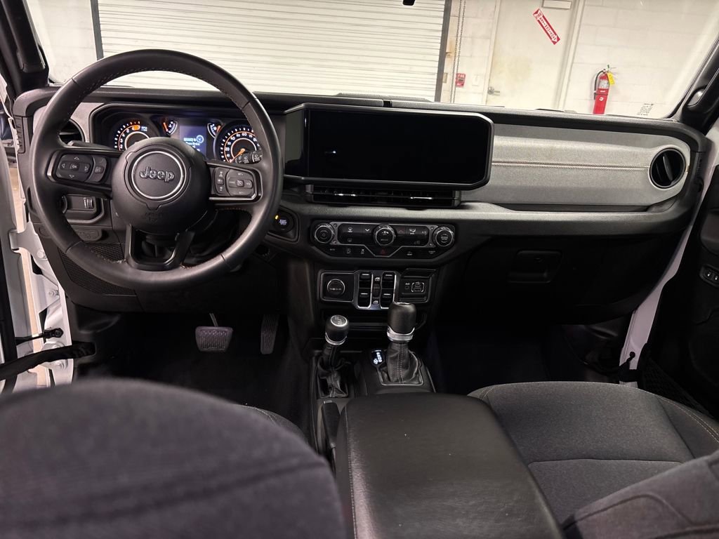 Used 2024 Jeep Wrangler Sport S image 26