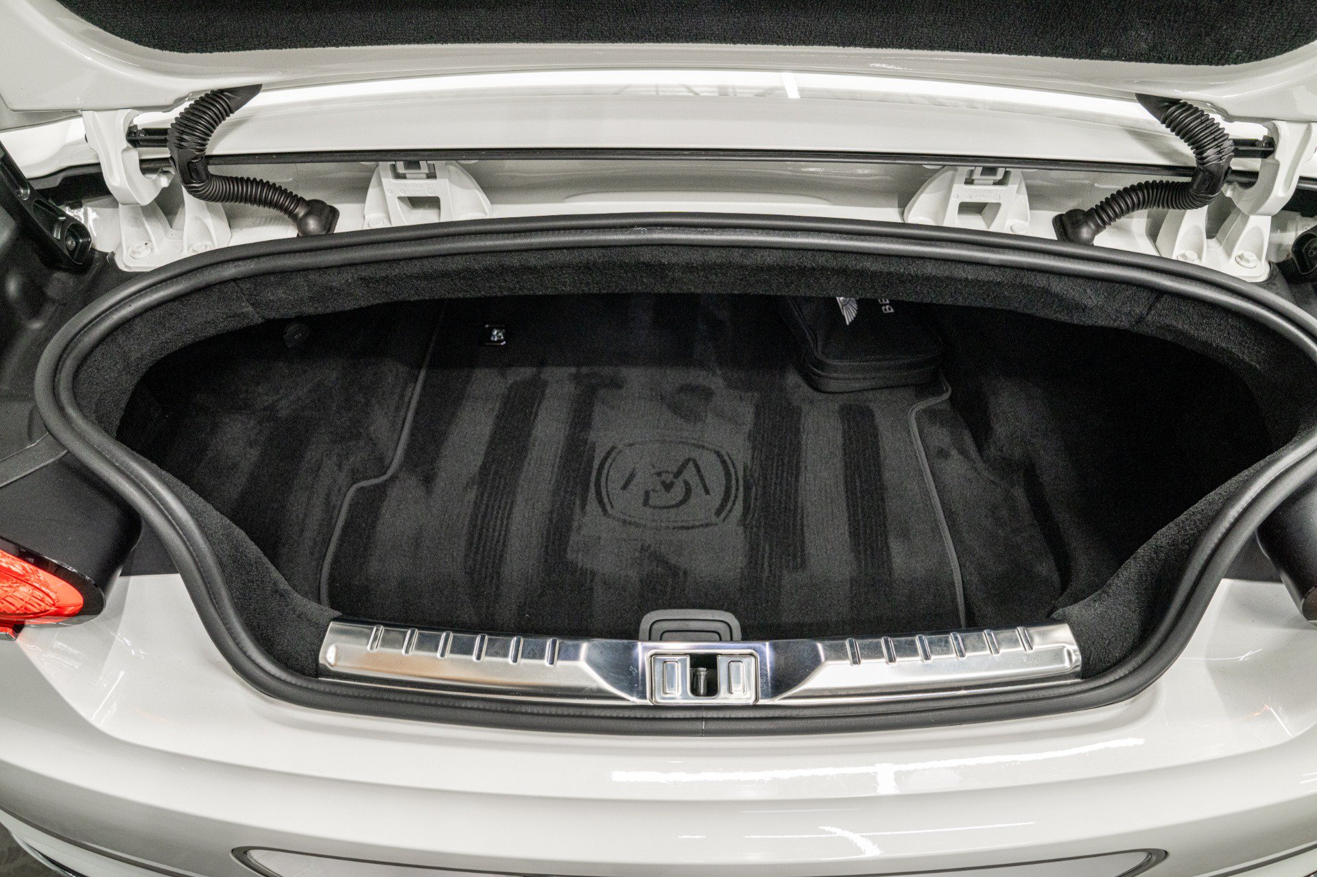 Used 2024 Bentley Continental GT Mulliner AWD/4WD image 19