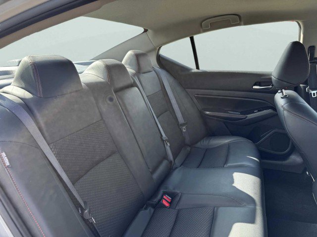 Used 2024 Nissan Altima 2.5 SR image 40