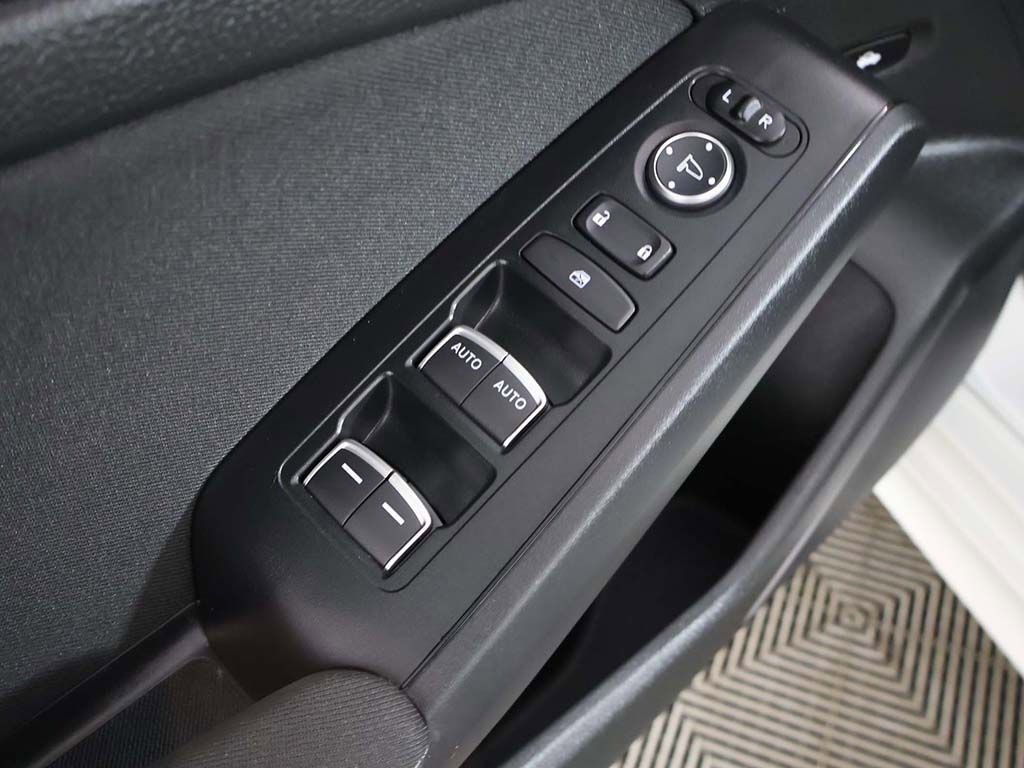 Used 2025 Honda Civic Sport image 37