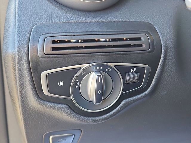 Used 2022 Mercedes-Benz GLC 300 4MATIC Coupe image 25