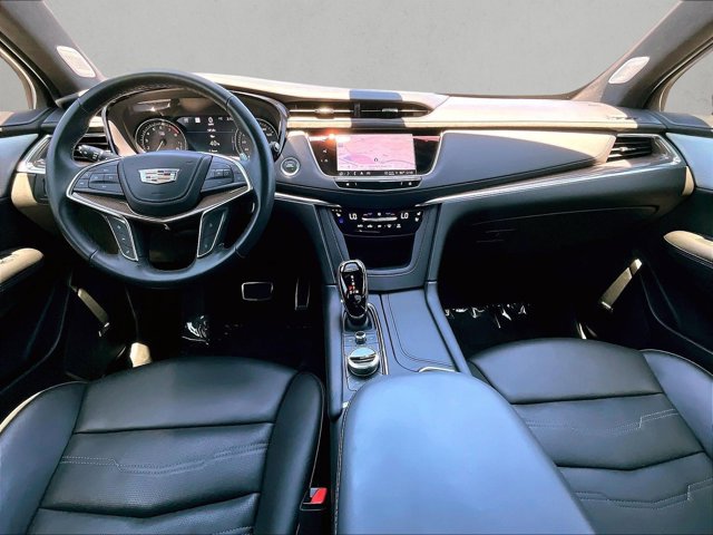 Used 2024 Cadillac XT5 Sportv w/ Platinum Package image 16