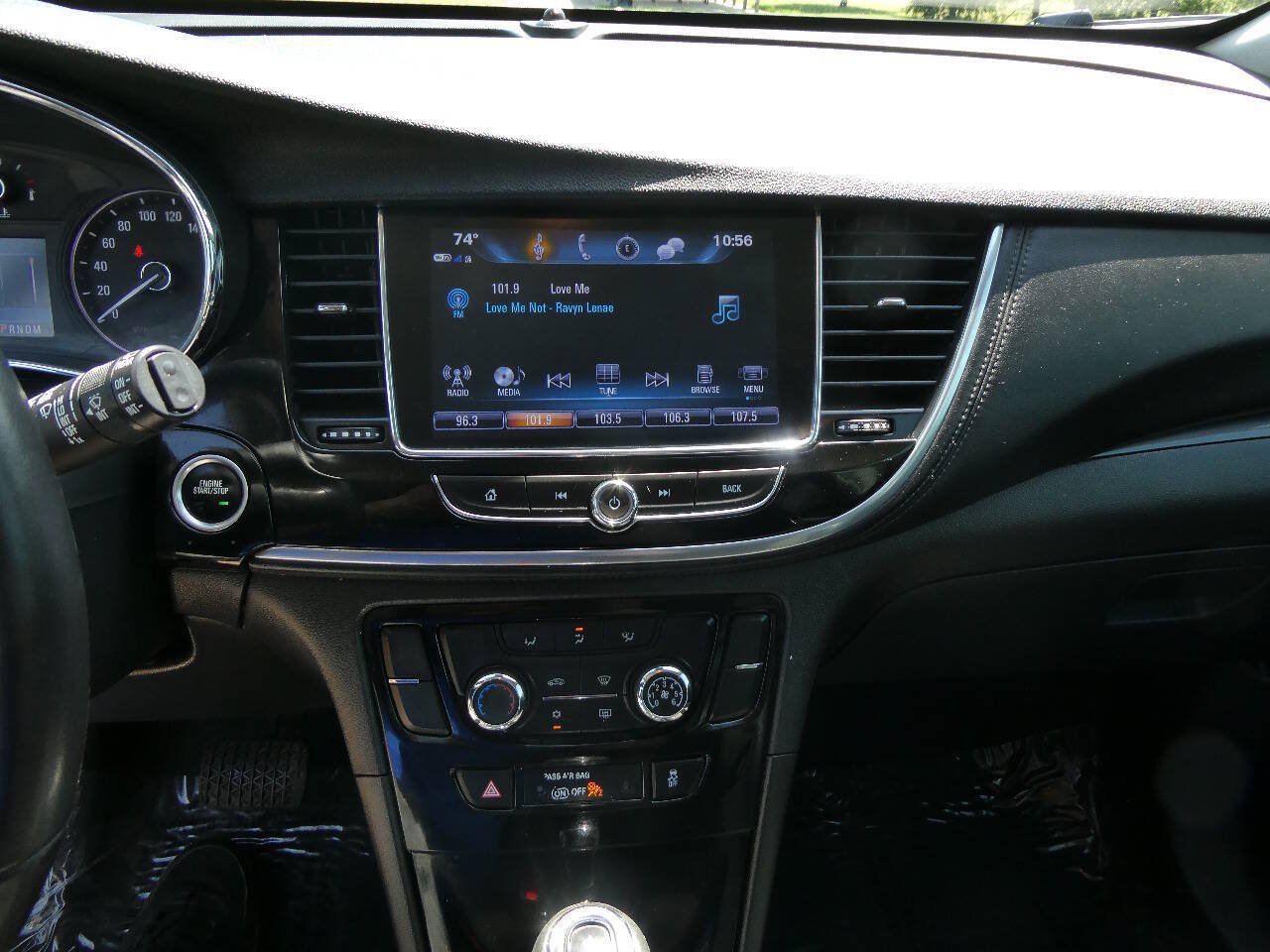 Used 2020 Buick Encore Preferred w/ Safety Package FWD image 16
