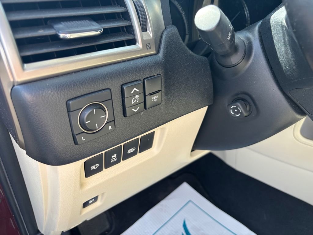 Used 2020 Lexus GX 460 Premium w/ Premium Package AWD/4WD image 22