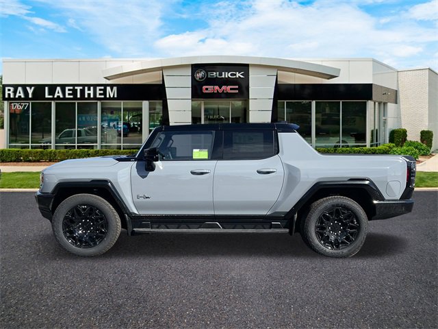 New 2026 GMC Hummer EV 4x4 Crew Cab image 2