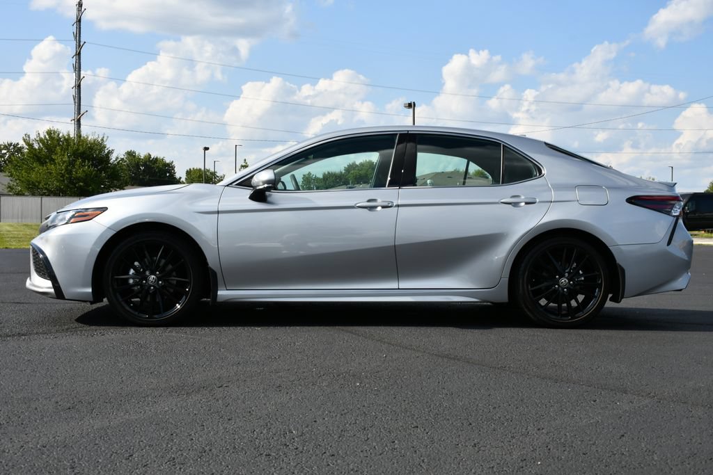 Used 2024 Toyota Camry XSE w/ Cold Weather Package FWD image 4