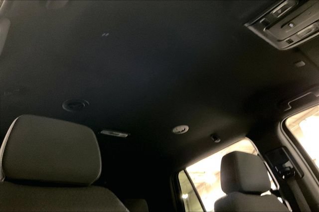 Used 2022 Chevrolet Tahoe 4WD image 22
