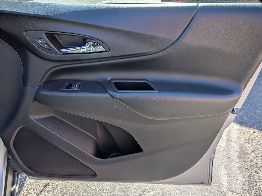 Used 2020 Chevrolet Equinox LT image 25