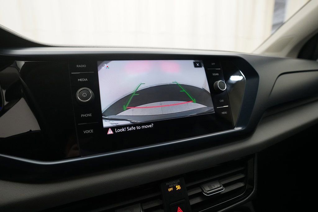 Used 2022 Volkswagen Taos SE image 19