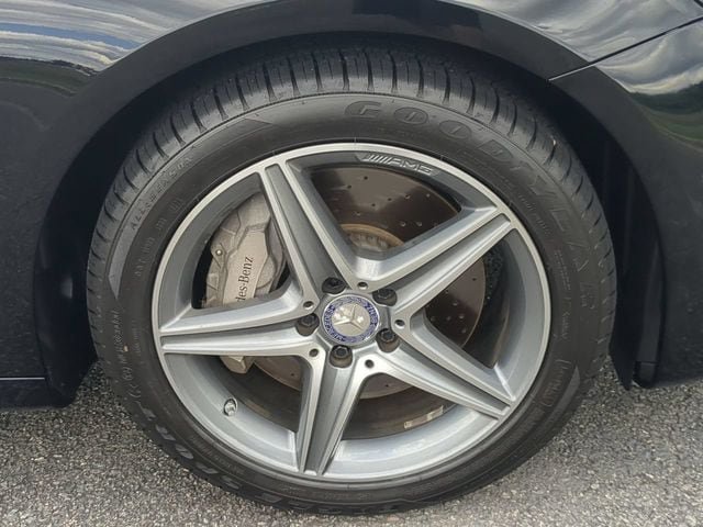 Used 2017 Mercedes-Benz E 300 4MATIC w/ Premium 1 Package image 10