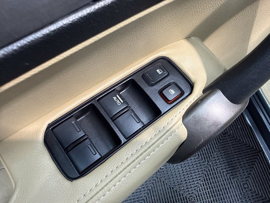 Used 2010 Honda CR-V EX-L image 14
