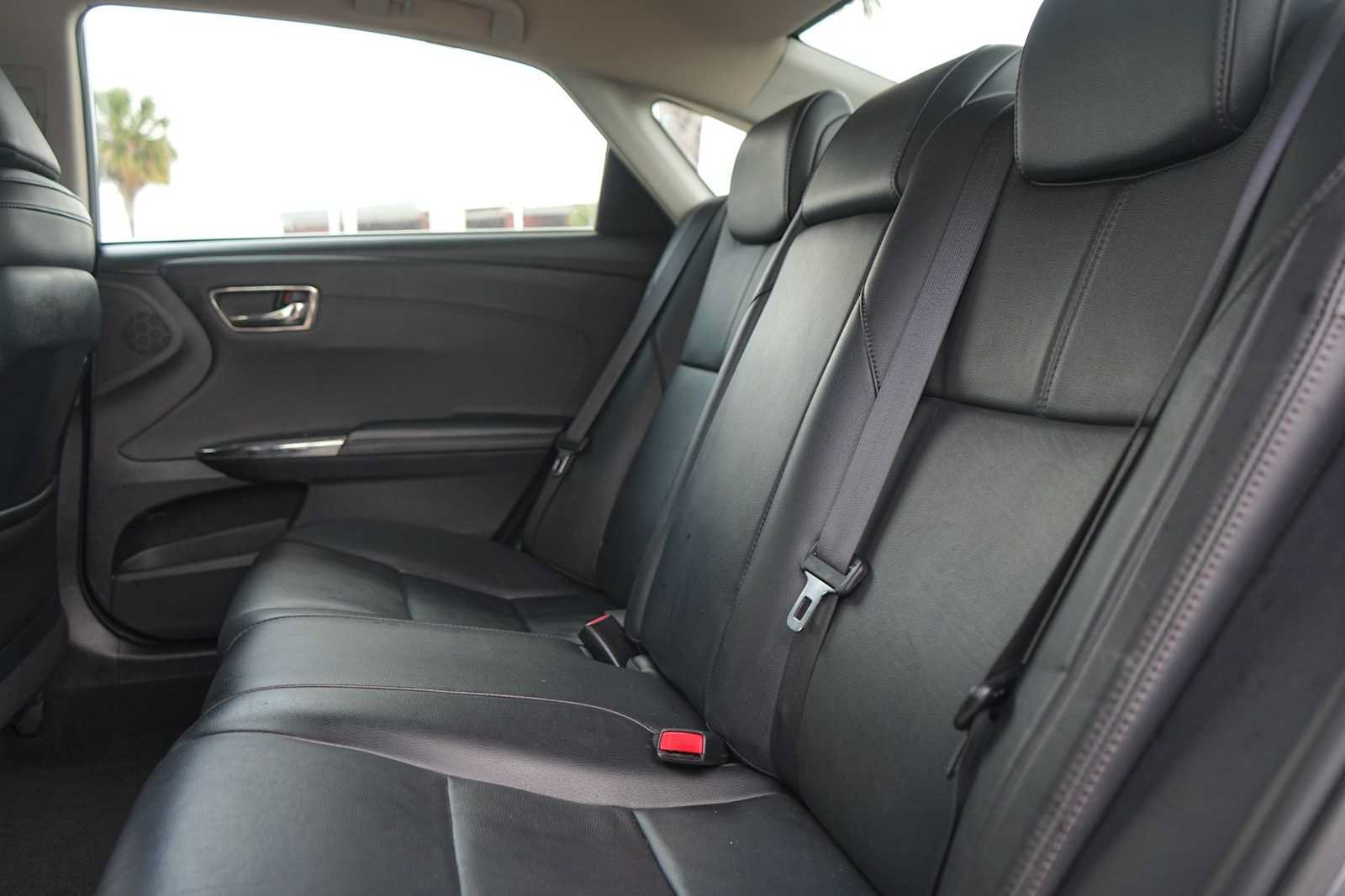 Used 2018 Toyota Avalon XLE FWD image 14