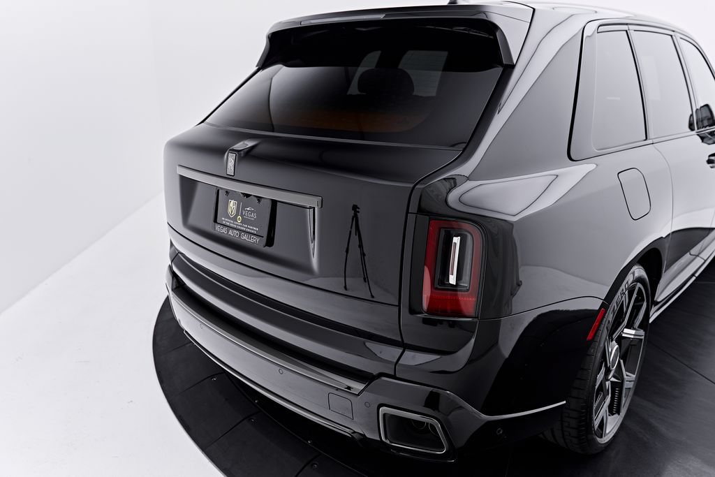 Used 2026 Rolls-Royce Cullinan Black Badge AWD/4WD image 24