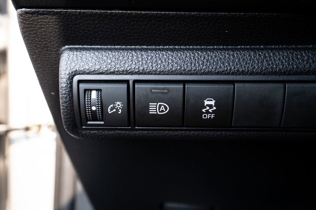 Used 2024 Toyota Corolla SE image 19