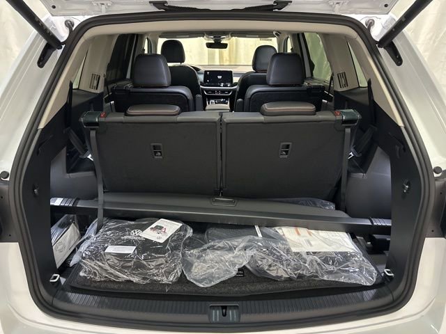 New 2026 Volkswagen Atlas Peak Edition image 41