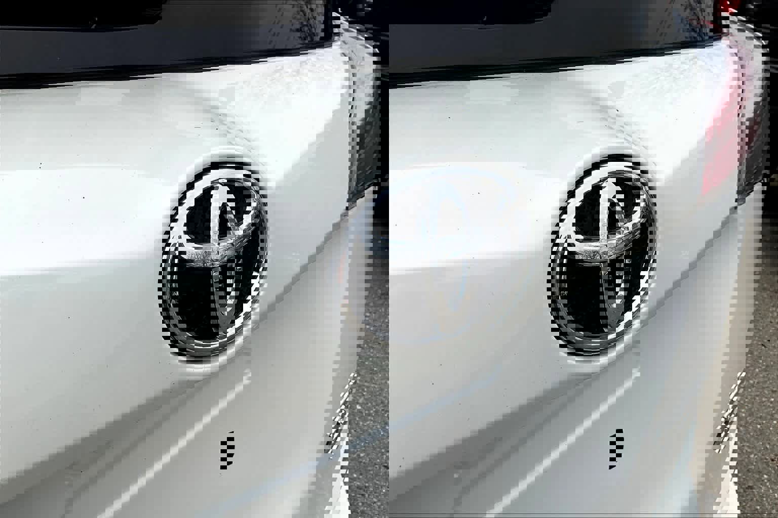 Certified 2016 Toyota RAV4 Limited image 30