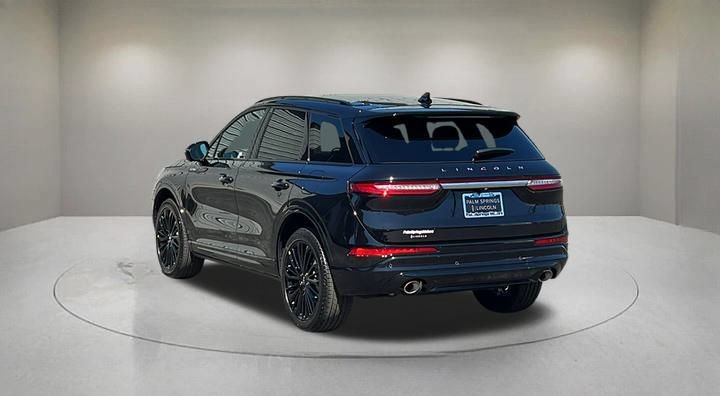 New 2025 Lincoln Corsair Reserve w/ Jet Appearance Package AWD/4WD image 6