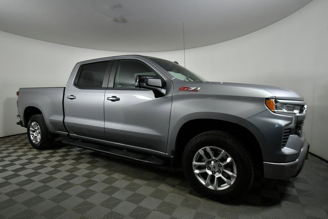 Used 2023 Chevrolet Silverado 1500 RST image 9
