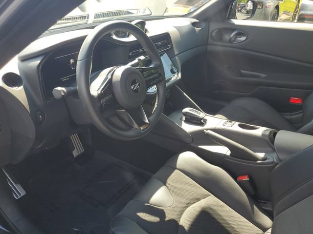Certified 2025 Nissan Z Performance w/ Floor Mat Package RWD image 9