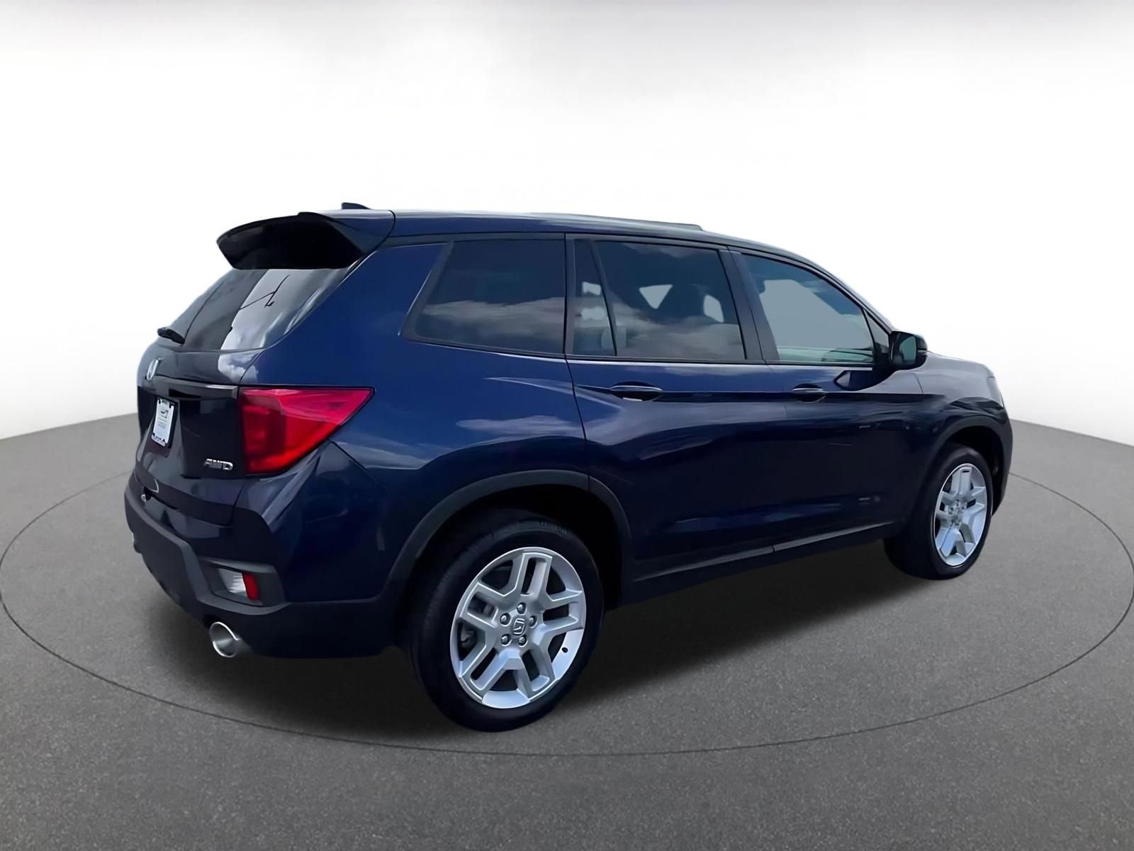 Used 2024 Honda Passport EX-L image 13