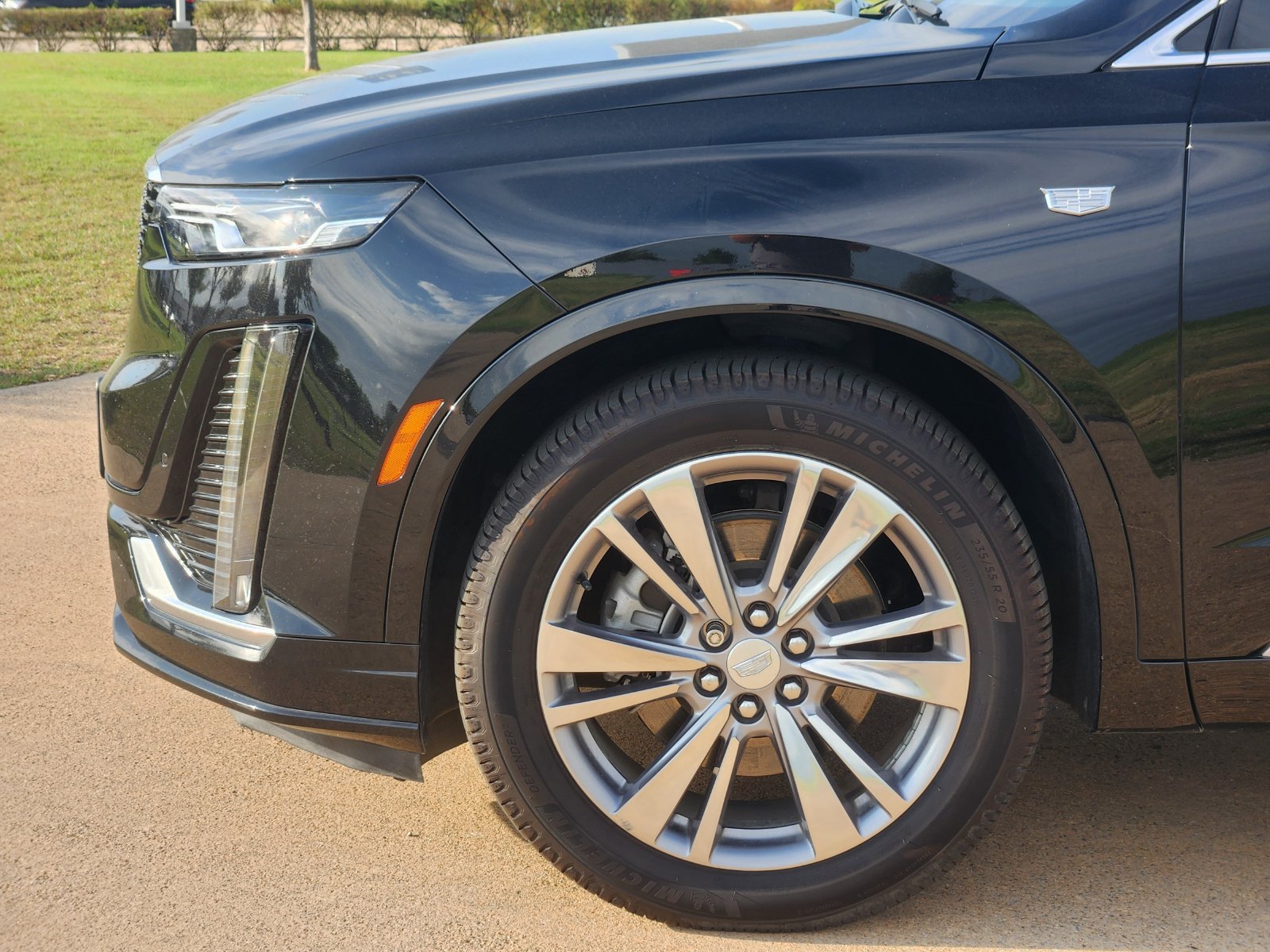 Used 2023 Cadillac XT6 Premium Luxury FWD image 13